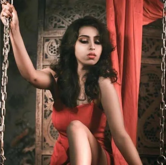 Famous Insta Model Anurima Banik Most Requested Private App Exclusive full VIDEO Full Frontal NUD€ with Full Face Huge B00bs, round a$$ & Shaved Pssy!! Don't Miss