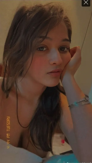 😍!SH@ M0D! Famous Insta Influencer PAID APP EXCLUSIVE 3 VIDEOS UPDATE Showing Pressing B00bs & Pssy Rubbing with Full Face Hot Expressions🍒💦!! 🥵🔥