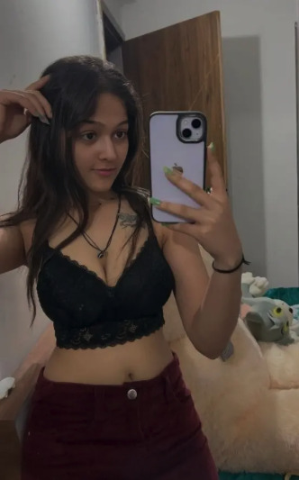 😍!SH@ M0D! Famous Insta Influencer PAID APP EXCLUSIVE 3 VIDEOS UPDATE Showing Pressing B00bs & Pssy Rubbing with Full Face Hot Expressions🍒💦!! 🥵🔥