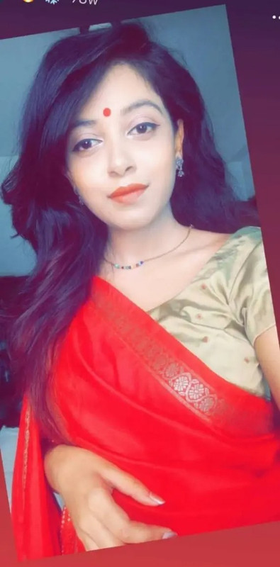 Beautiful Sexy GF full nude 10 Photos + 3 Videos Collection