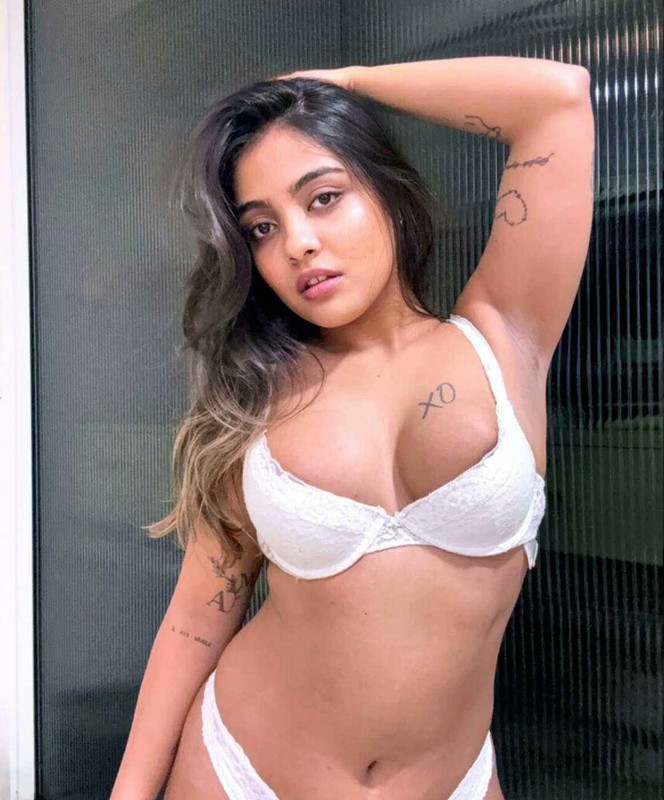 🚨CHARVI BHATT Famous Insta Influencer Most Demanded JoinMyApp Exclusive Total 4 VIDEO'S UPDATE Stripping Full NUDE Slapping her ASS🍑 Playing with her Boobs & Pssy Rubbing with Full Face💦!! Don't Miss🥵🔥