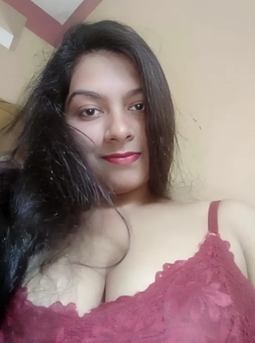 🥵Beautiful Desi Wife Affair with Husband's Boss Total 8 VIDEO'S Teasing Stripping Full NUDE with Full Face💦!! Don't Miss🥵🔥