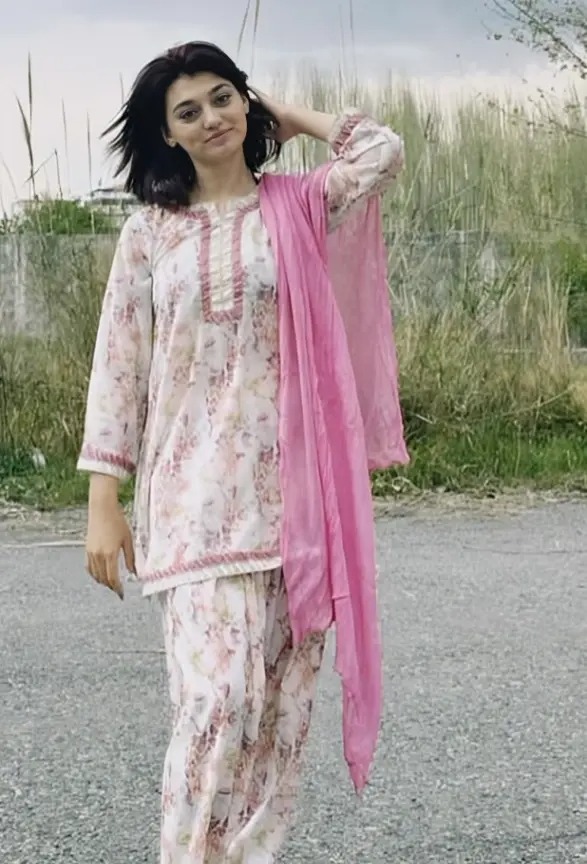 😍Imsha Rehman Viral Pakistani Tiktoker and Fashion Model 2 Videos Full Nude Fucking her Boyfriend and Giving Blowjob CUTE Expressions🥵🔥